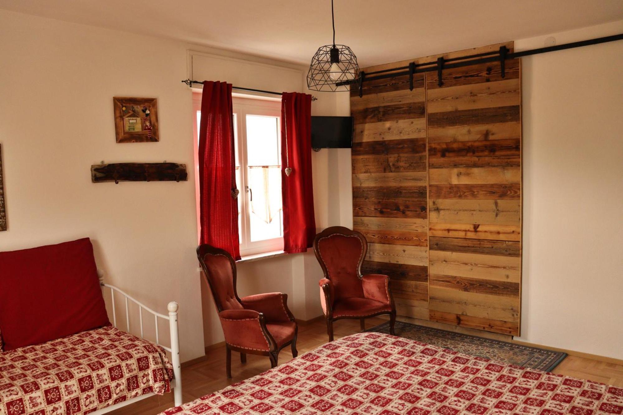 Lo Barbaboc Aparthotel Charvensod Buitenkant foto