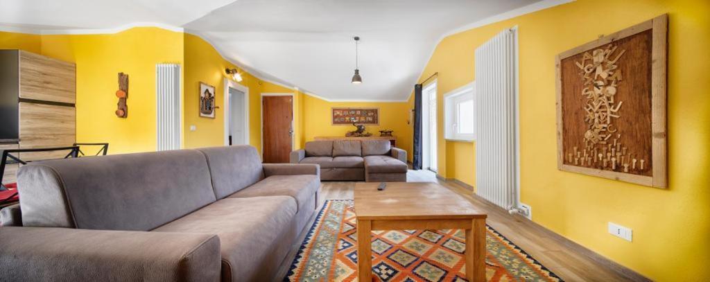 Lo Barbaboc Aparthotel Charvensod Buitenkant foto